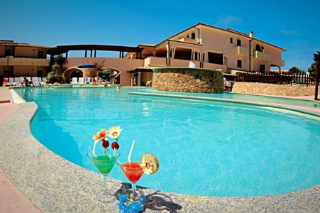 Hotel BAIA DELLE MIMOSE **** (zájezd senior 55+) - Valledoria - SARDEGNA