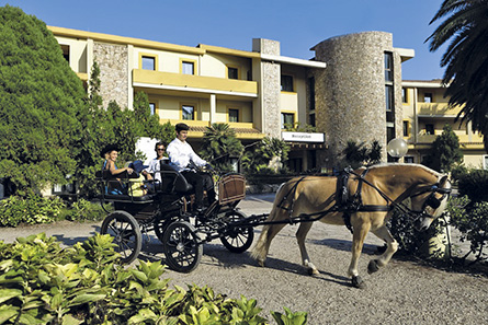 Hotel HORSE COUNTRY RESORT ****  SENIOR 55+ - Golfo di Oristano - SARDEGNA